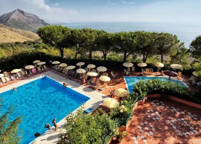 Hotel Con Piscina Pianeta